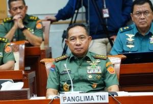 daftar-lengkap-52-perwira-tinggi-tni-yang-dirotasi-dan-mutasi-panglima-agus-subiyanto-6agZG0cz4c.jpg