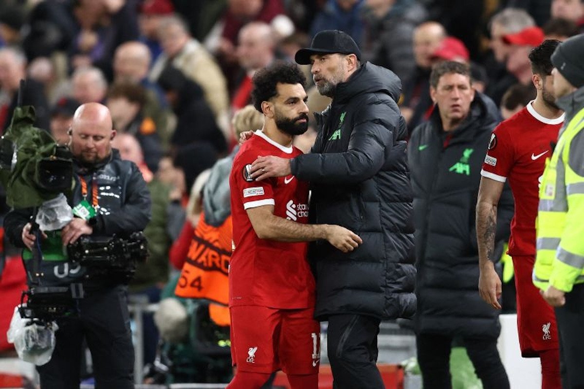 jurgen-klopp-bersama-mohamed-salah-afpdarren-staples-lzgyy-vem6.jpg